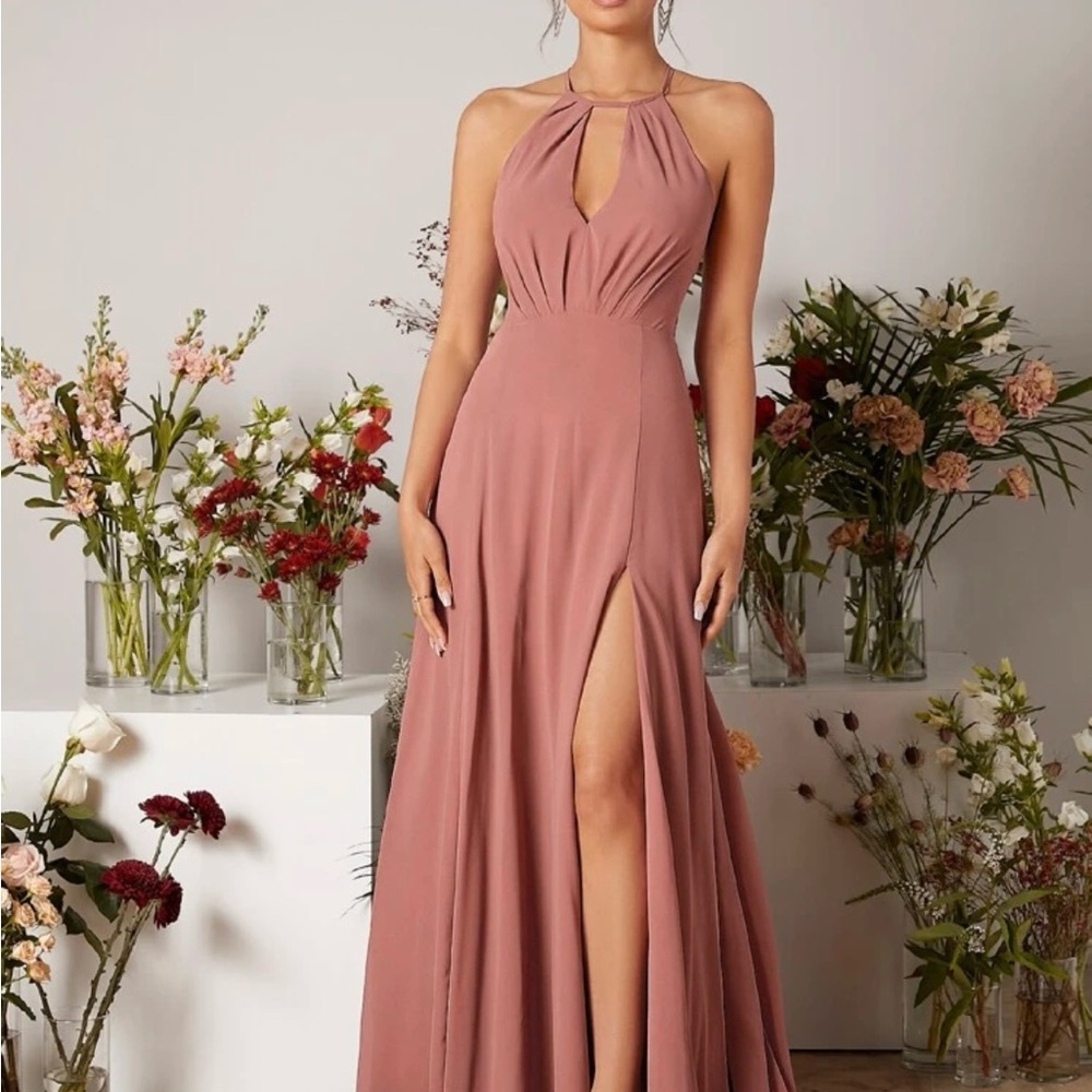 SHEIN Slit Thigh Keyhole Halter  Neck Tie Back Chiffon Bridesmaid Dress